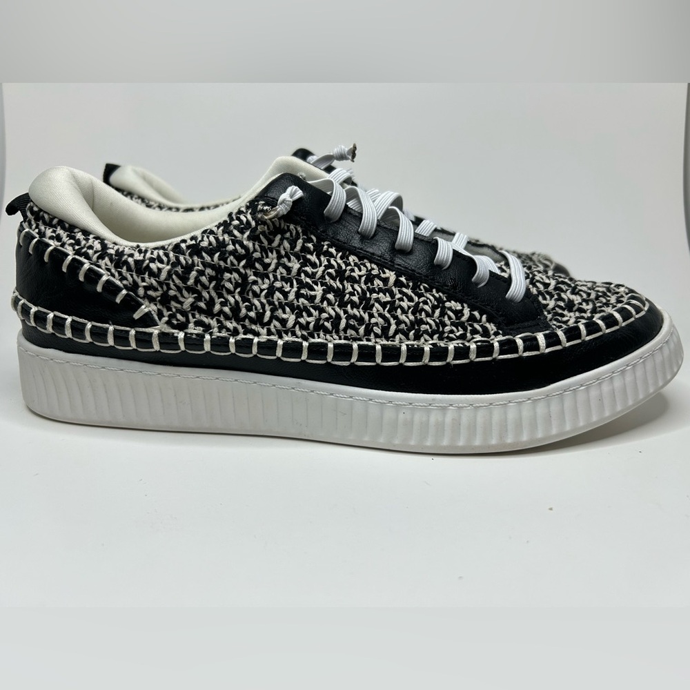 Project Cloud Lace Up Black & White Fabric Casual Sneaker Size 10